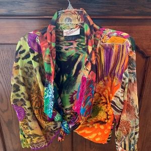 Light weight Multicolored Crop Jacket.